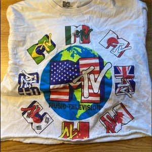 MTV Graphic Long Sleeve Tee